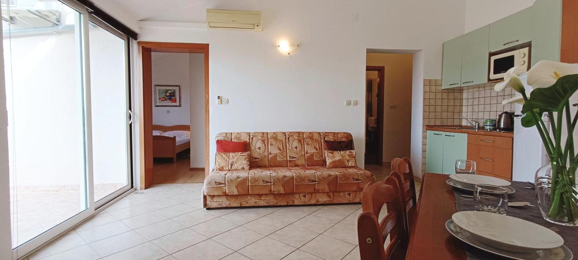 Apartments Roko Lalin ปาโกชตาเน ภายนอก รูปภาพ