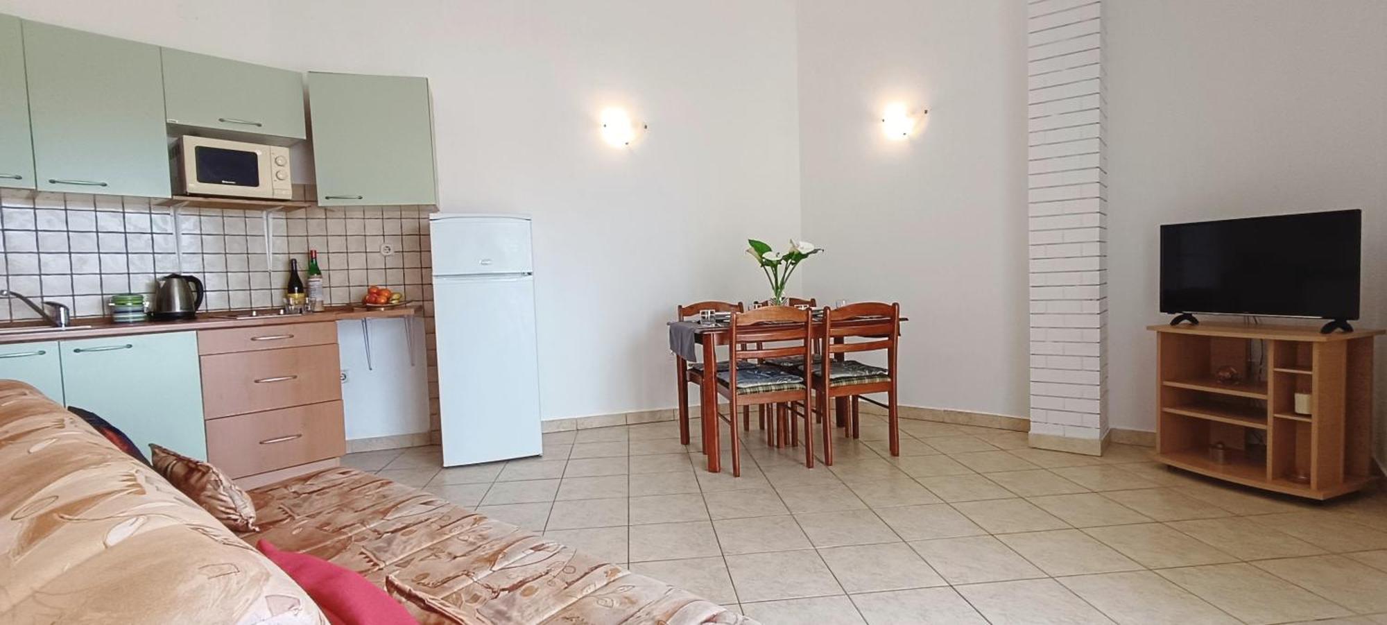 Apartments Roko Lalin ปาโกชตาเน ภายนอก รูปภาพ