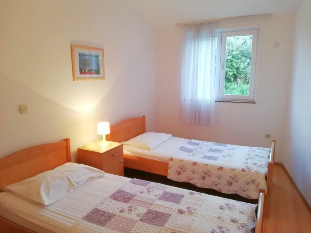 Apartments Roko Lalin ปาโกชตาเน ภายนอก รูปภาพ