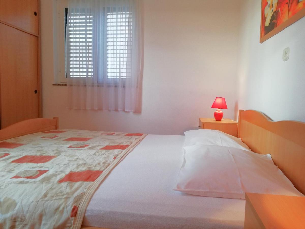 Apartments Roko Lalin ปาโกชตาเน ภายนอก รูปภาพ
