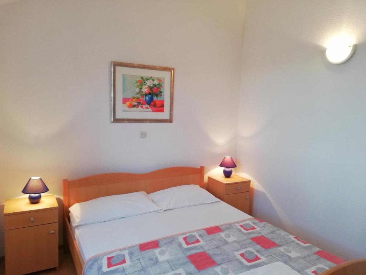 Apartments Roko Lalin ปาโกชตาเน ภายนอก รูปภาพ